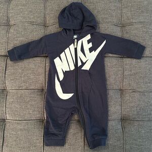 🫐 NWOT 🫐 Nike Navy Hooded One Piece Sweatsuit
